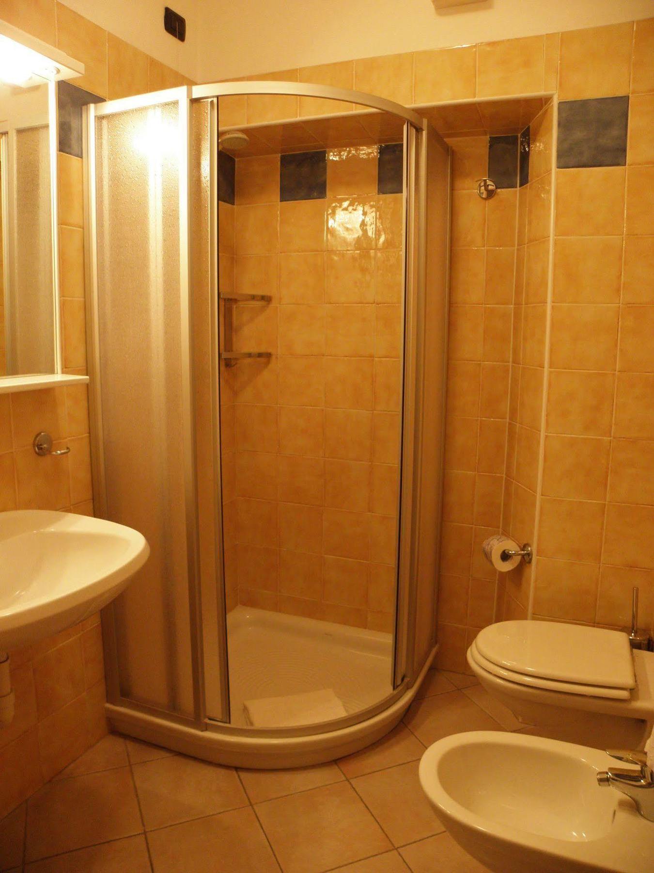 Hotel Bernina Tirano Bagian luar foto