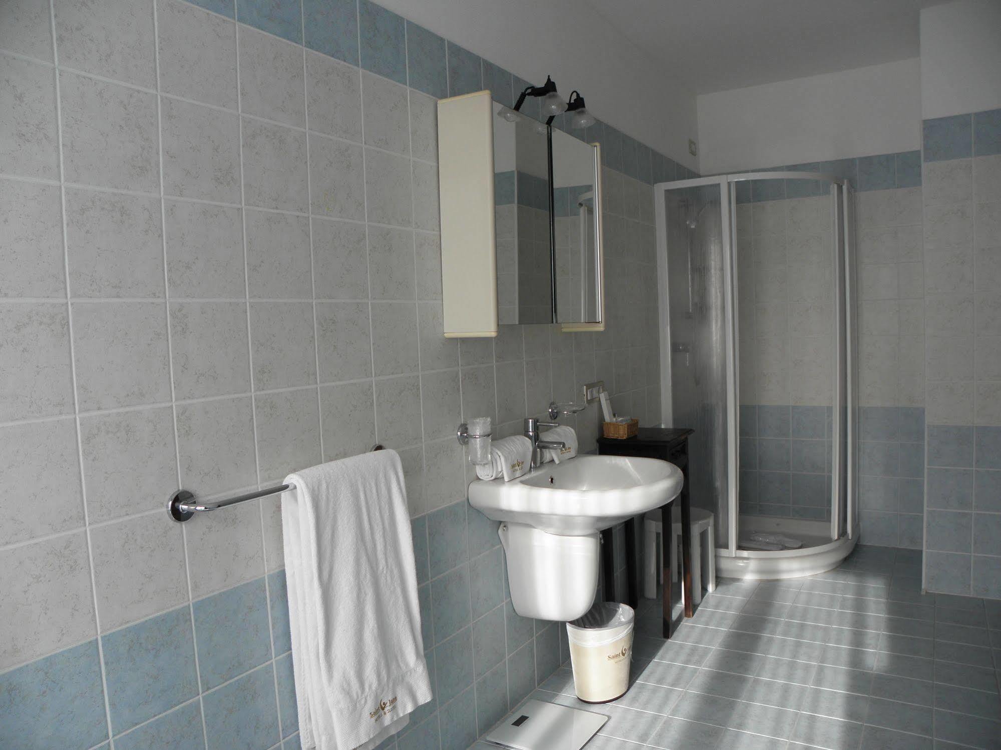 Hotel Bernina Tirano Bagian luar foto