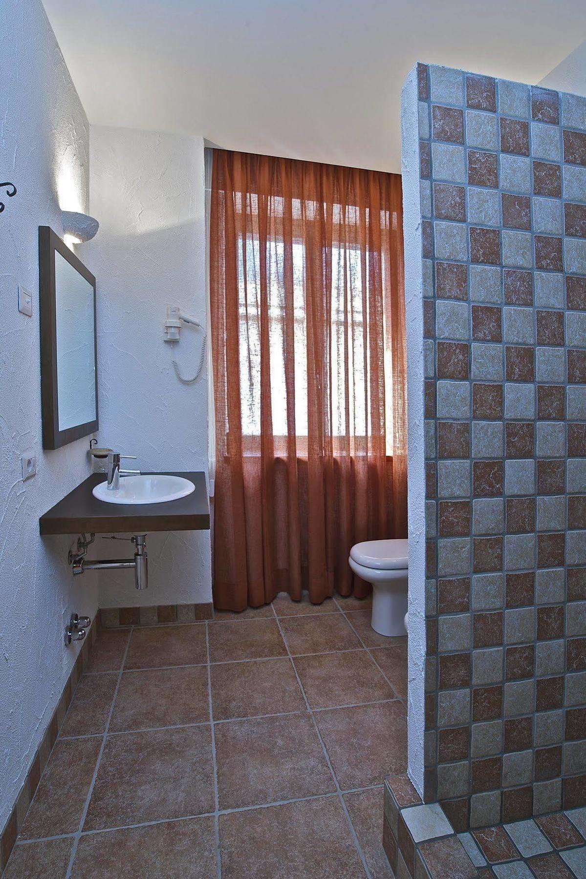 Hotel Bernina Tirano Bagian luar foto